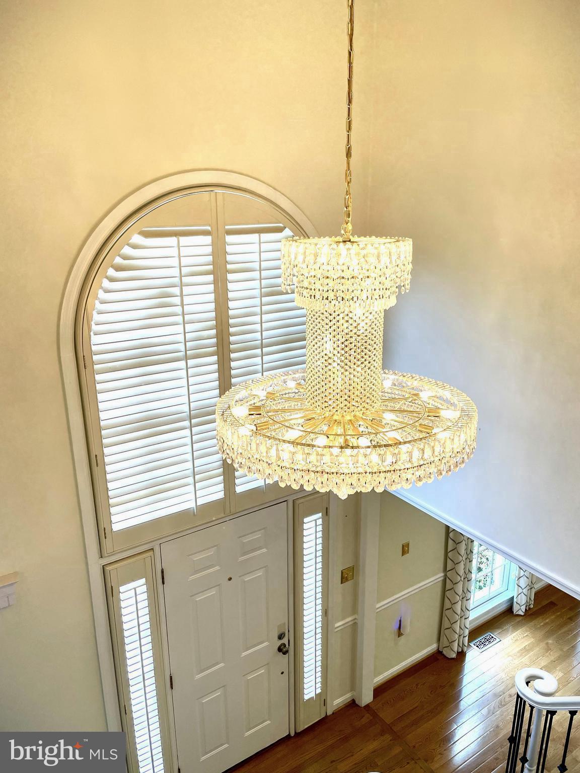 8212 COLLINGWOOD COURT