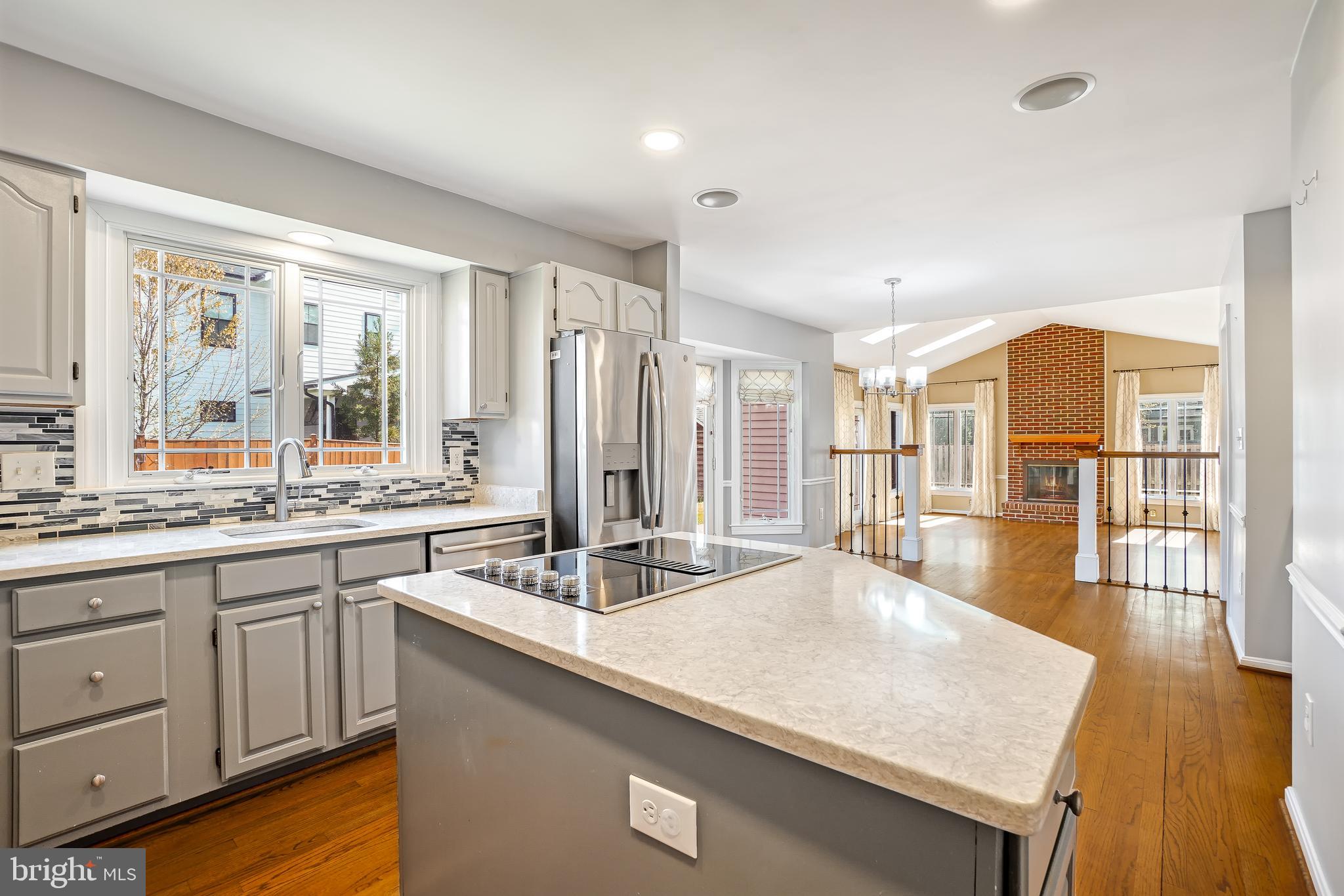 8212 COLLINGWOOD COURT