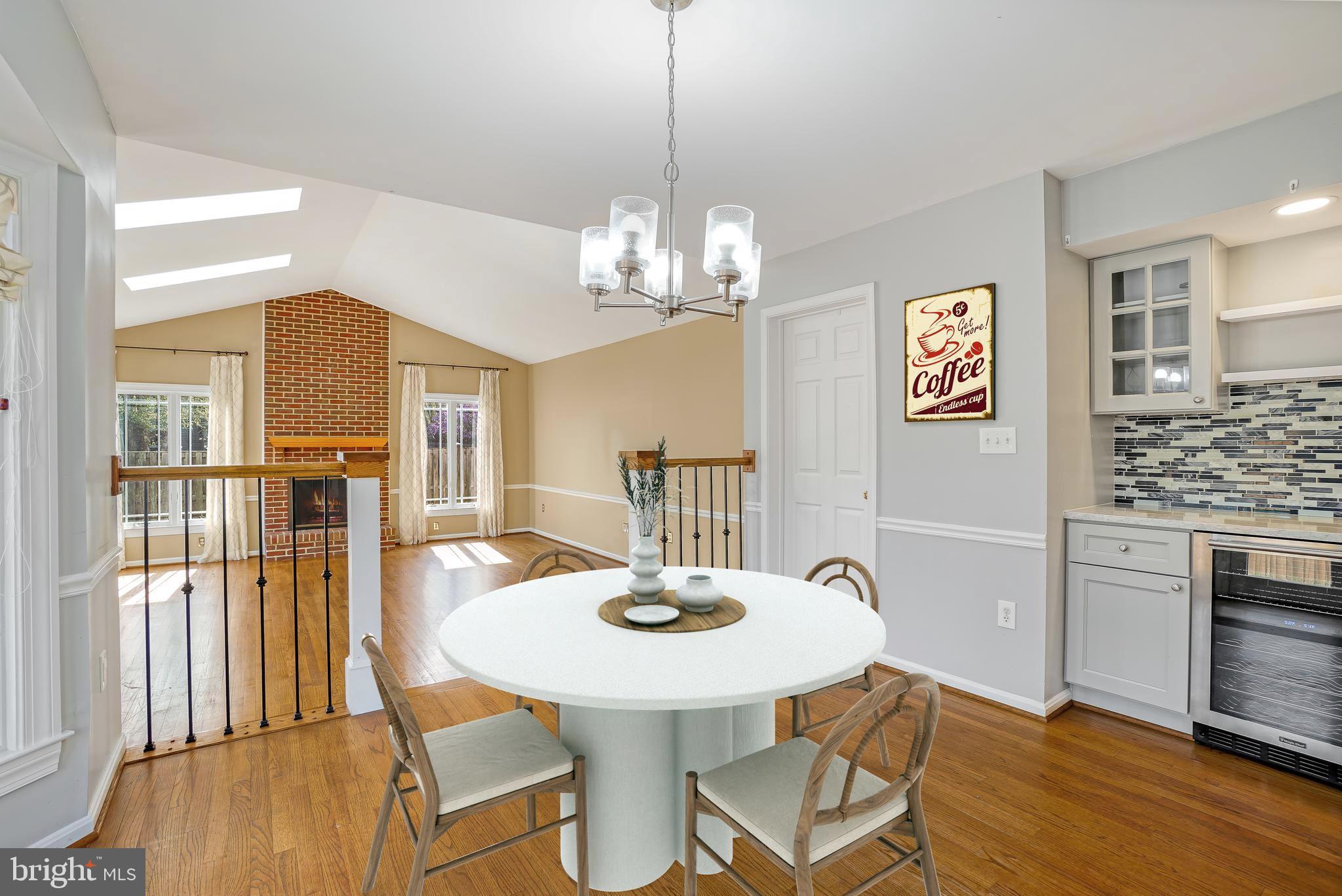 8212 COLLINGWOOD COURT