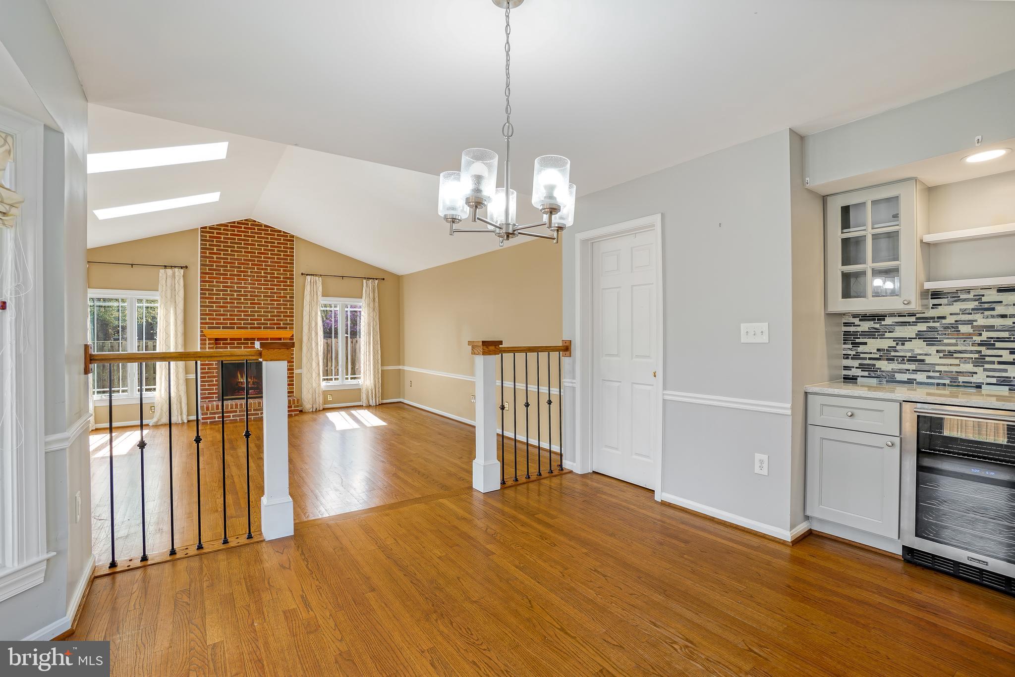 8212 COLLINGWOOD COURT