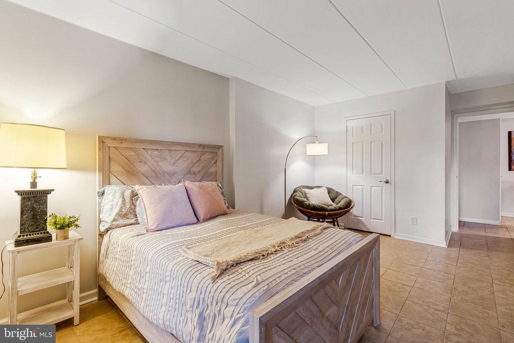 2649 REDCOAT DRIVE 123
