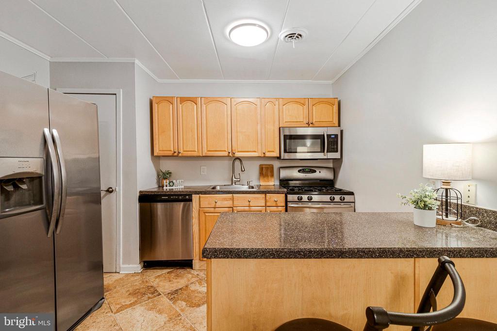 2649 REDCOAT DRIVE 123