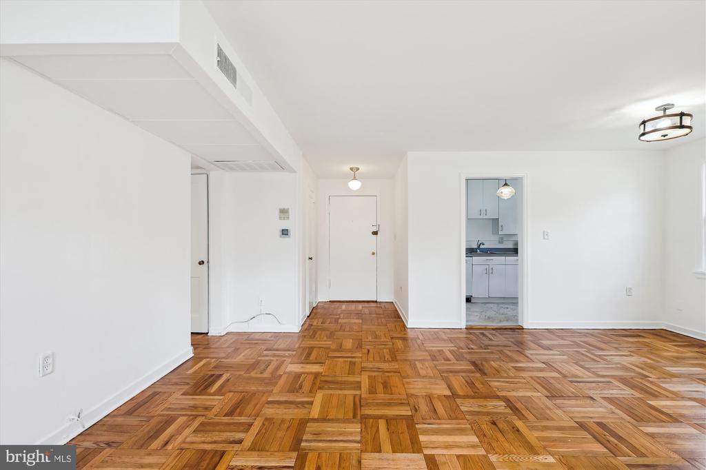 6615 POTOMAC AVENUE Unit: A2