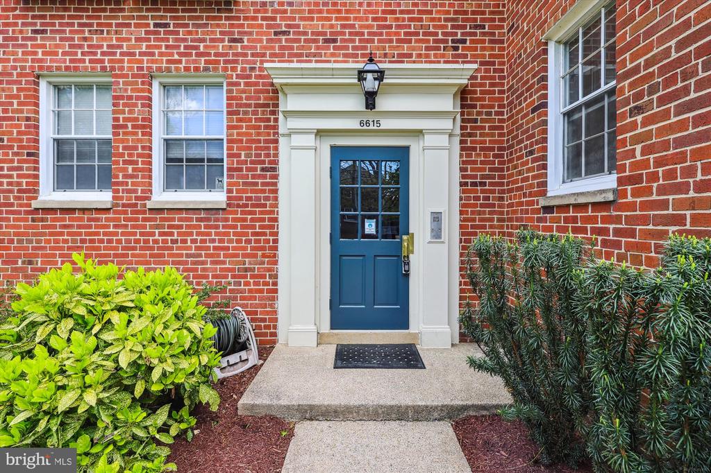 6615 POTOMAC AVENUE Unit: A2