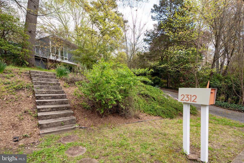 2312 KIMBRO STREET