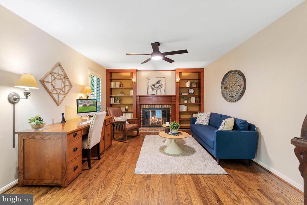 8621 ETTA DRIVE