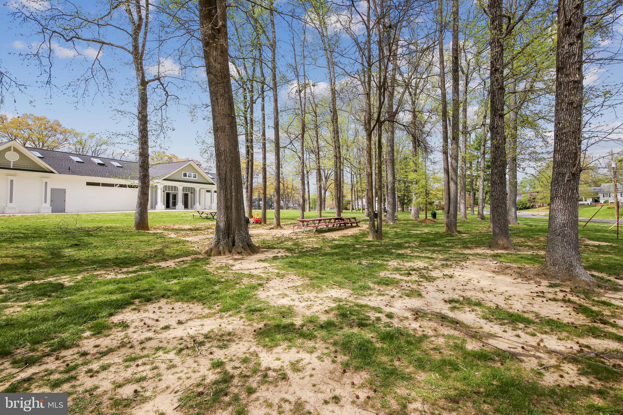 8318 FELTON LANE