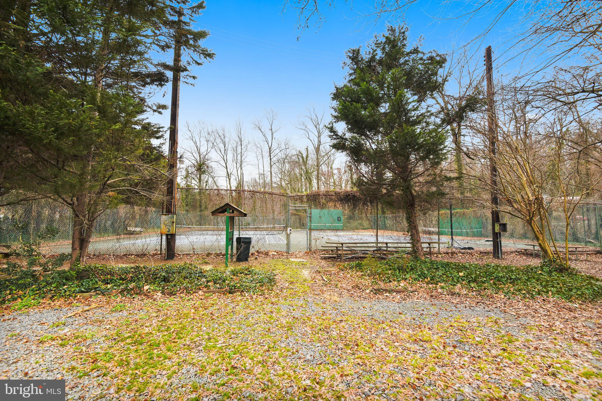 8318 FELTON LANE
