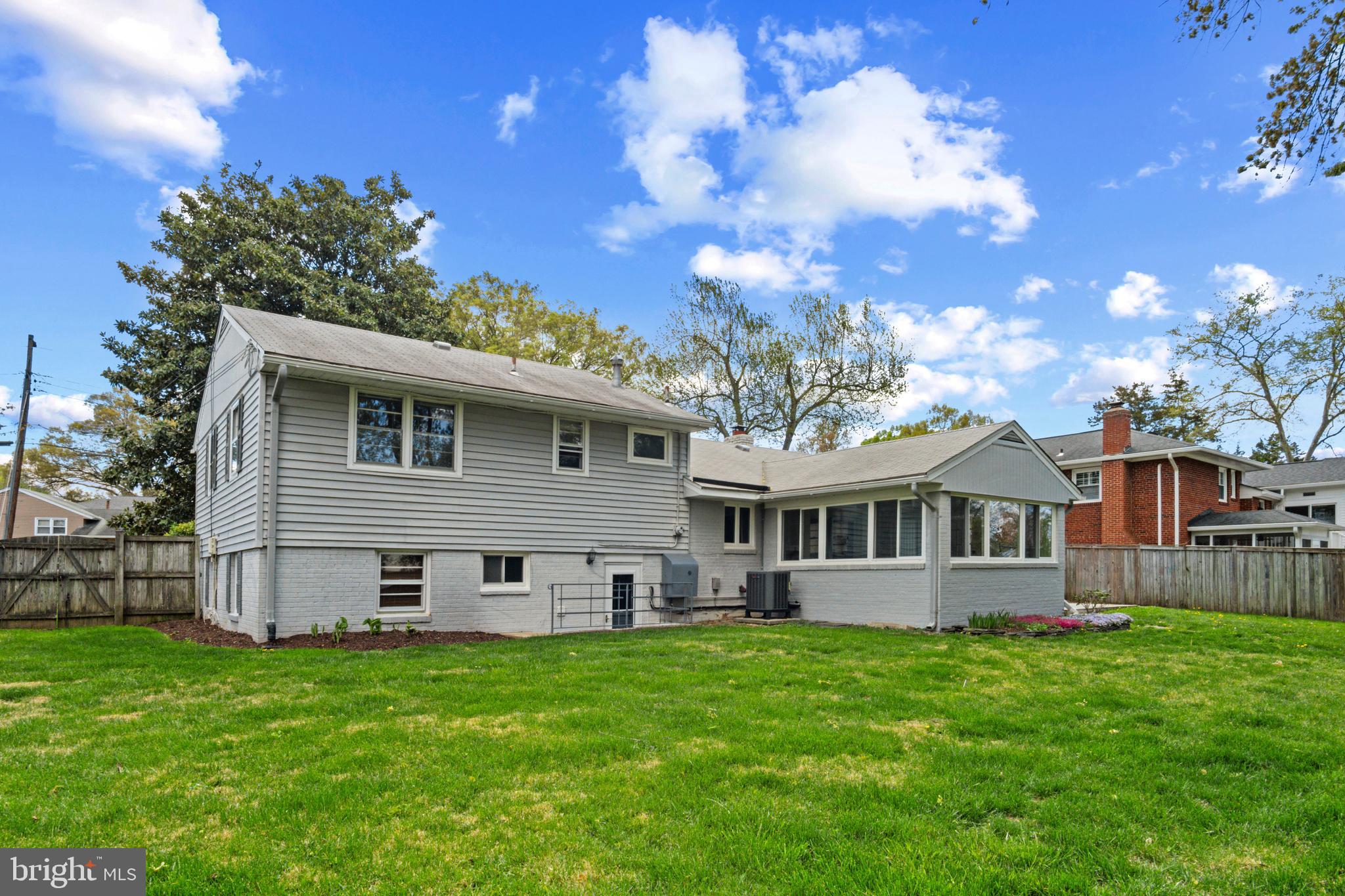 8318 FELTON LANE