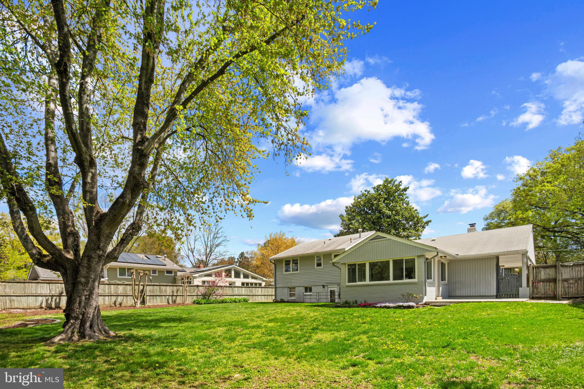 8318 FELTON LANE