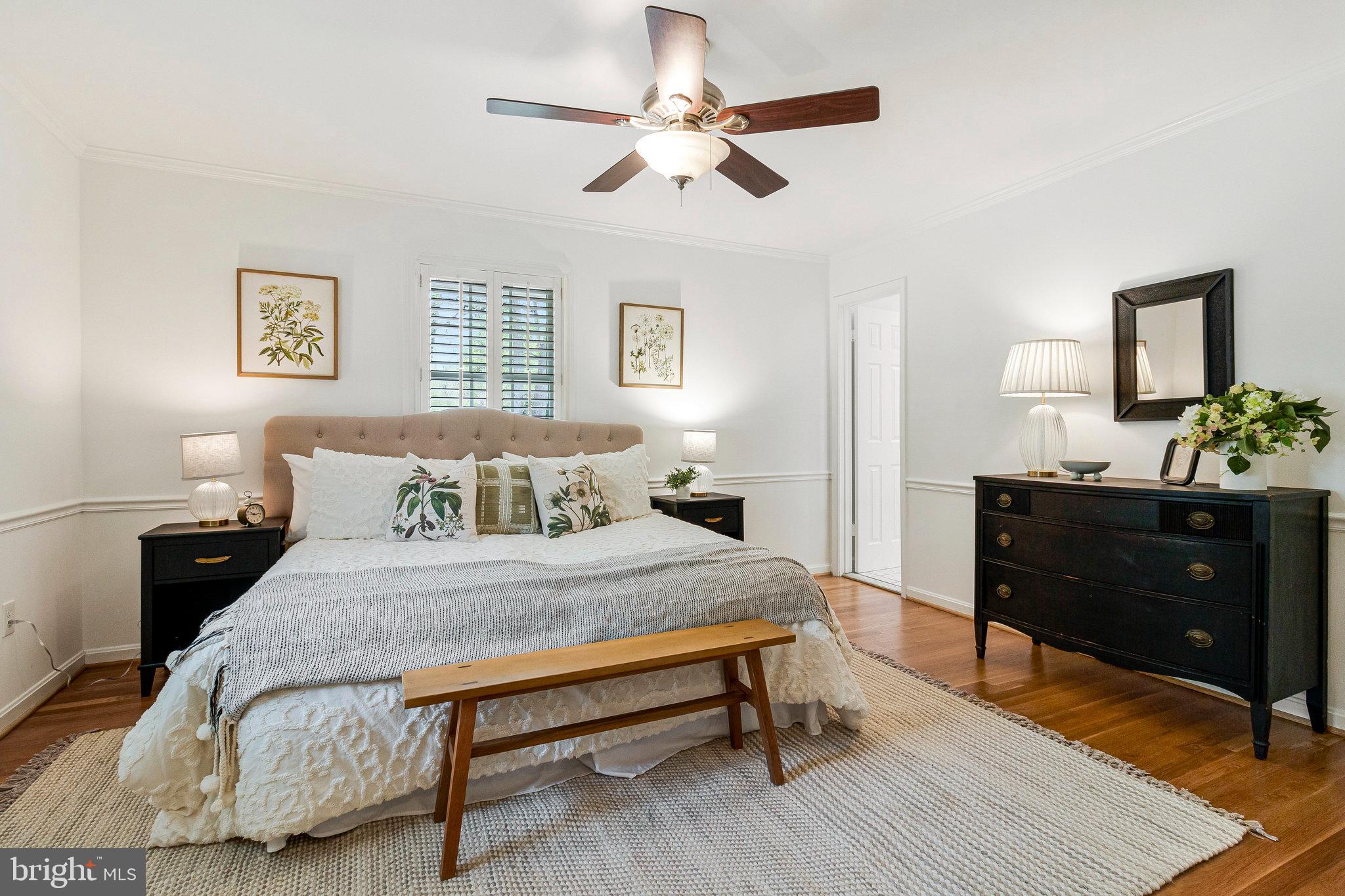 1106 EMERALD DRIVE