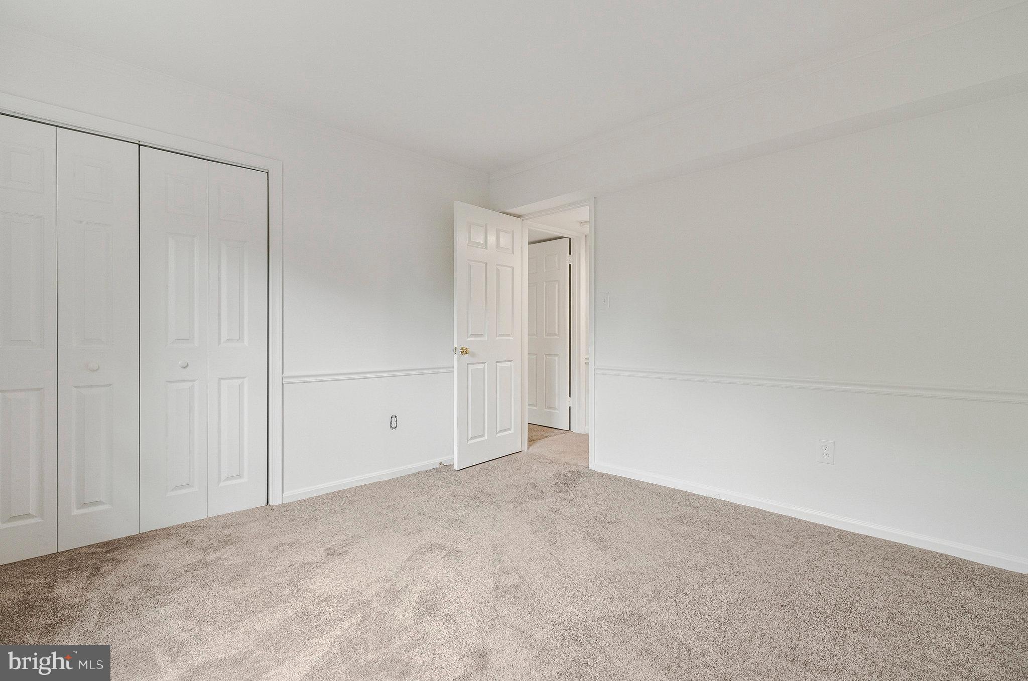 1106 EMERALD DRIVE