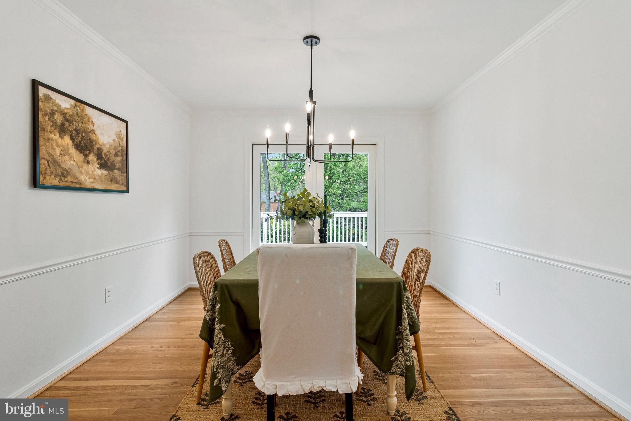 1106 EMERALD DRIVE