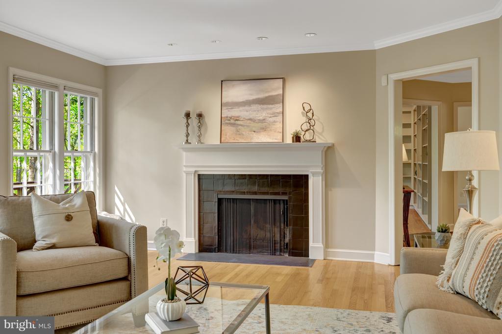 9115 MILL POND VALLEY DRIVE