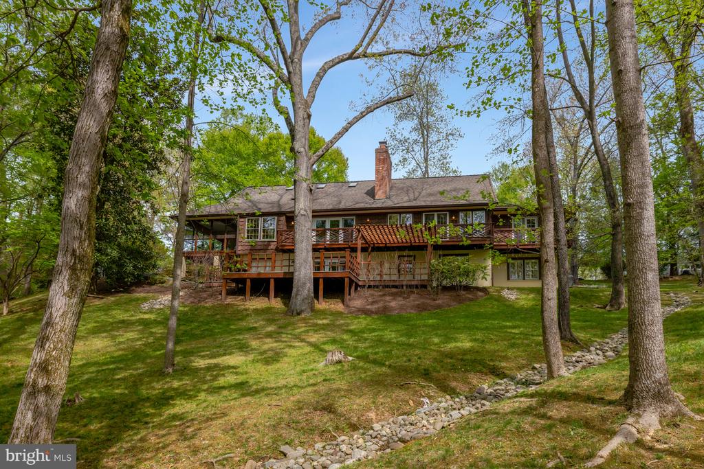 9115 MILL POND VALLEY DRIVE