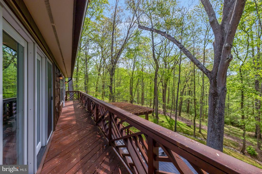 9115 MILL POND VALLEY DRIVE