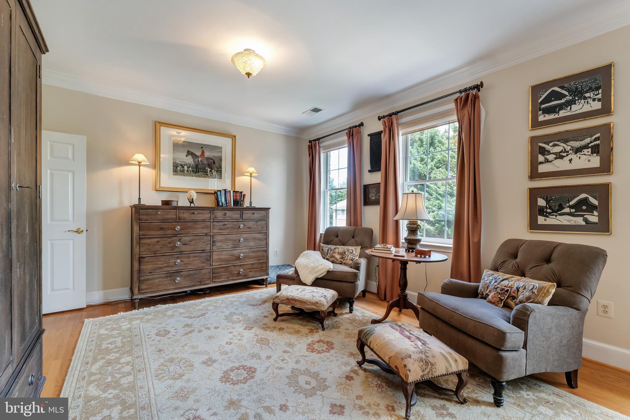 1916 ARMAND COURT