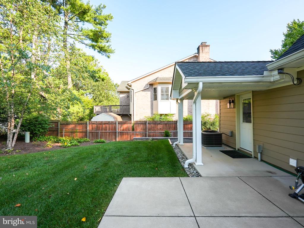 4326 MARINER LANE