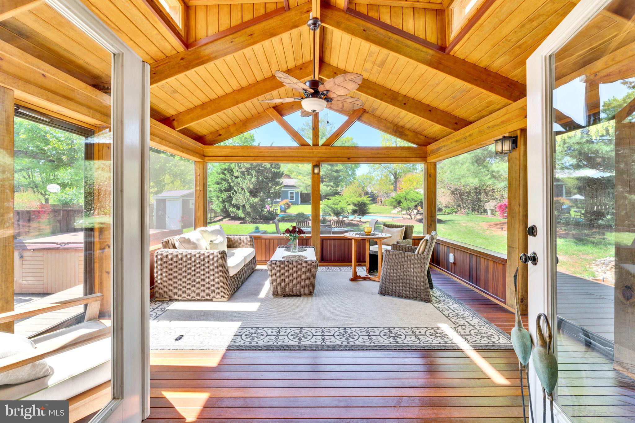 501 RIDGE ROAD SW