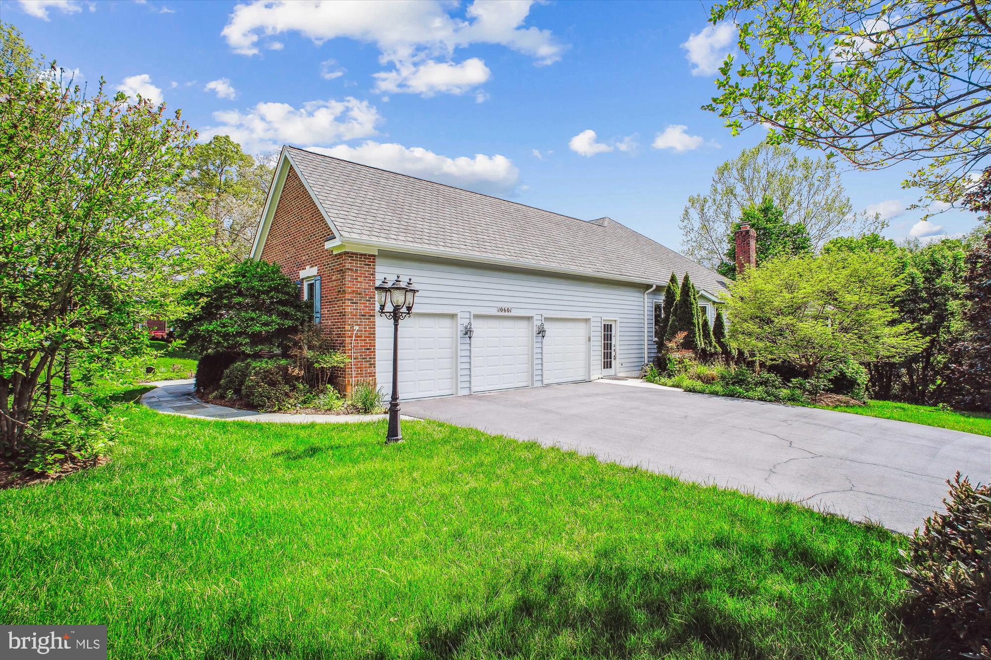 10601 LITTLE RUN FARM COURT