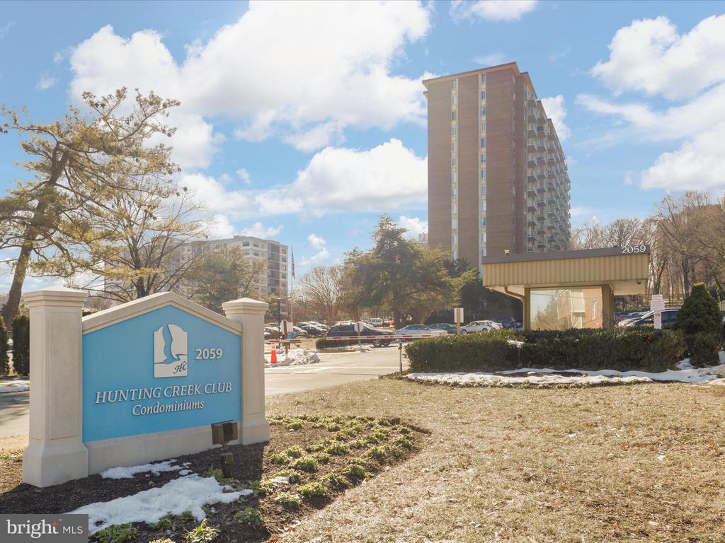 2059 HUNTINGTON AVENUE 1606