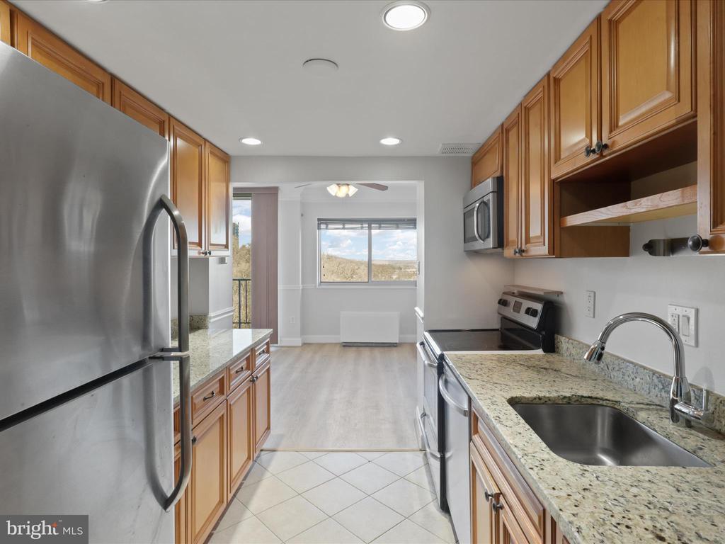 2059 HUNTINGTON AVENUE 1606