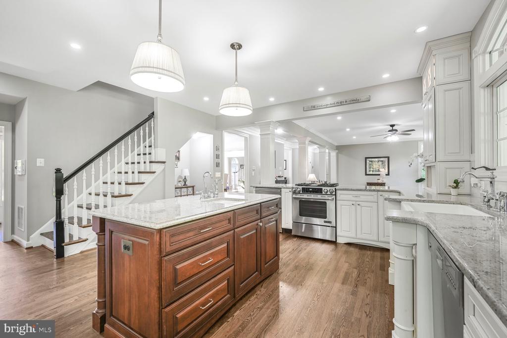 13309 BALMORAL HEIGHTS PLACE