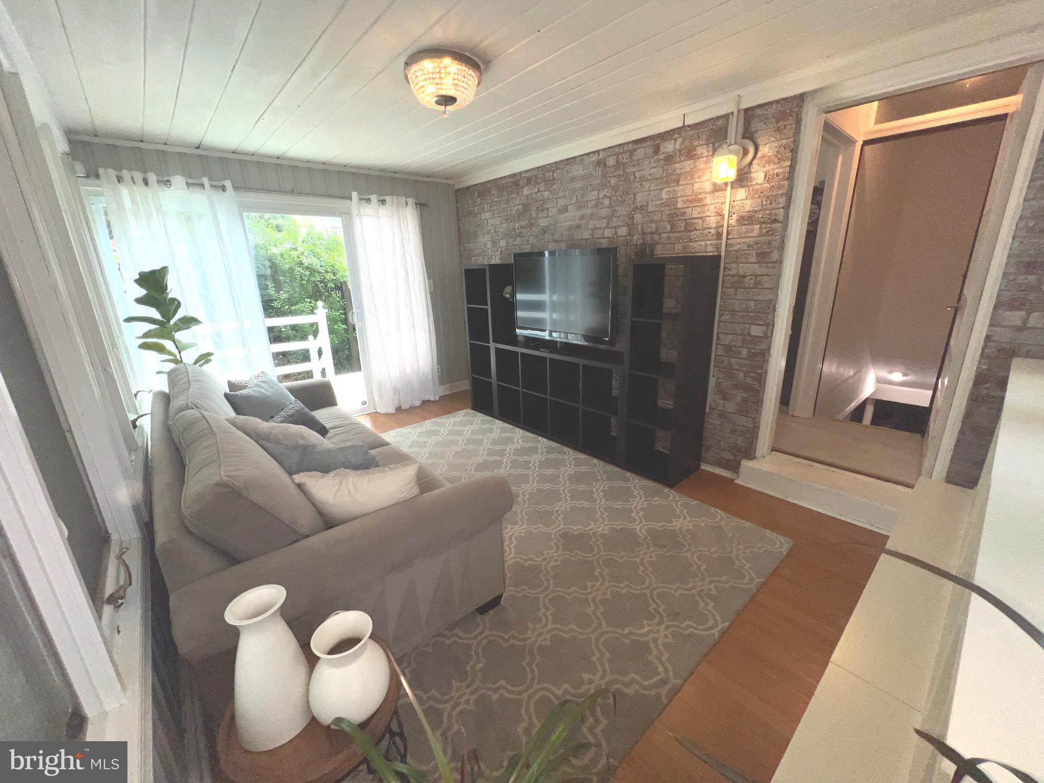 7216 DEBORAH DRIVE