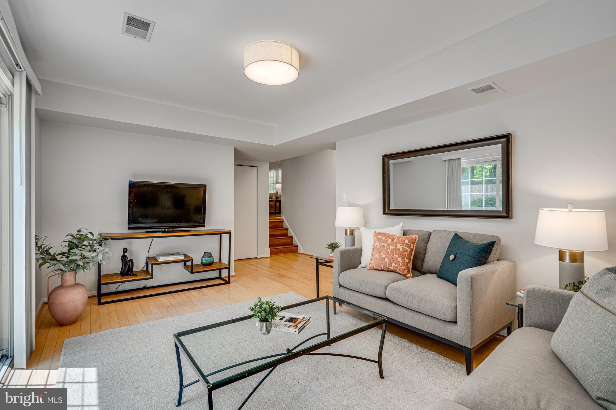 10217 PUMPHREY COURT