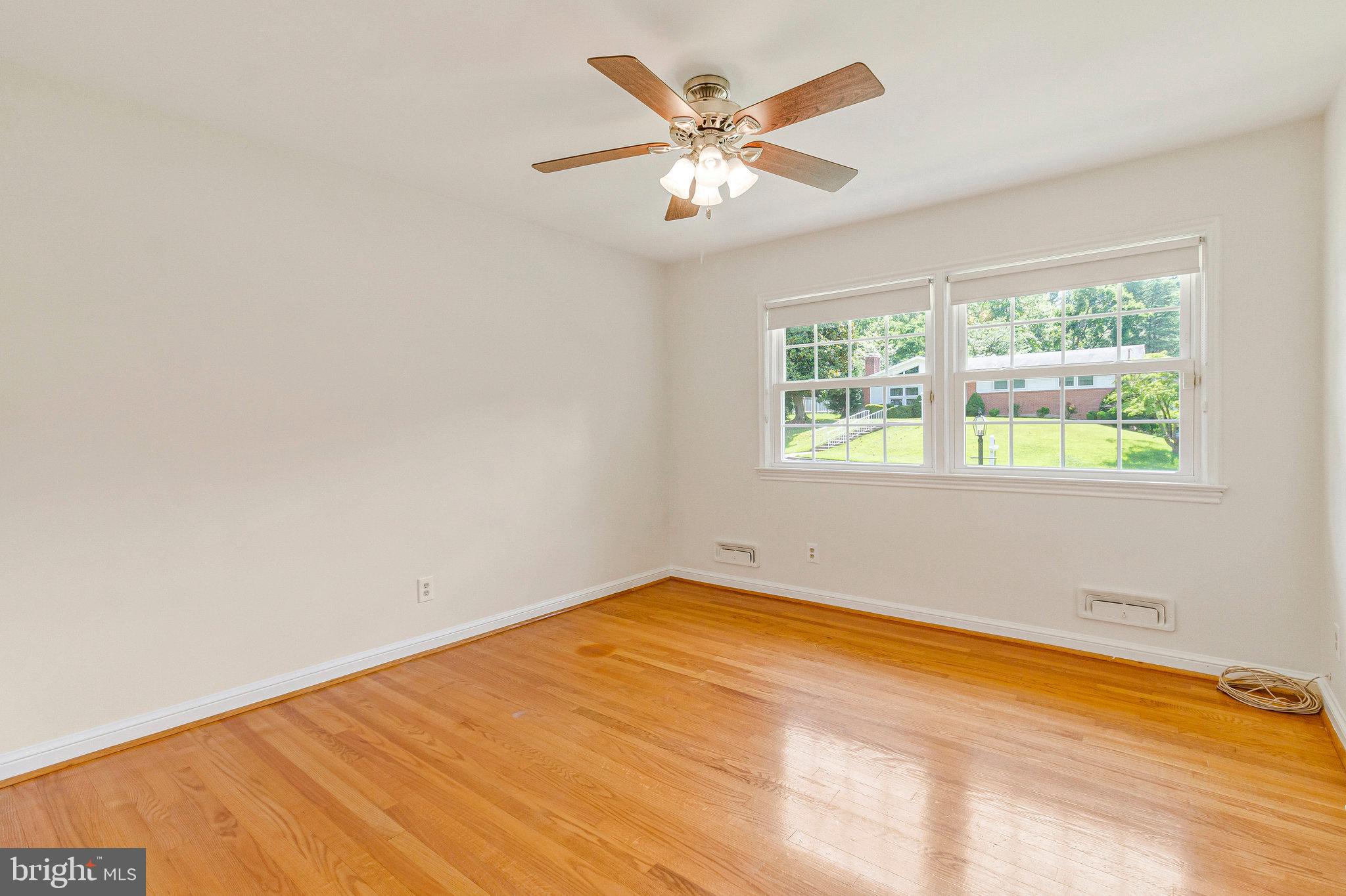 7123 PARK TERRACE DRIVE