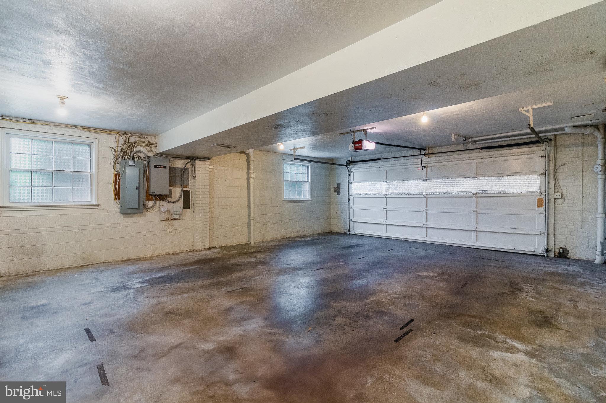 7123 PARK TERRACE DRIVE