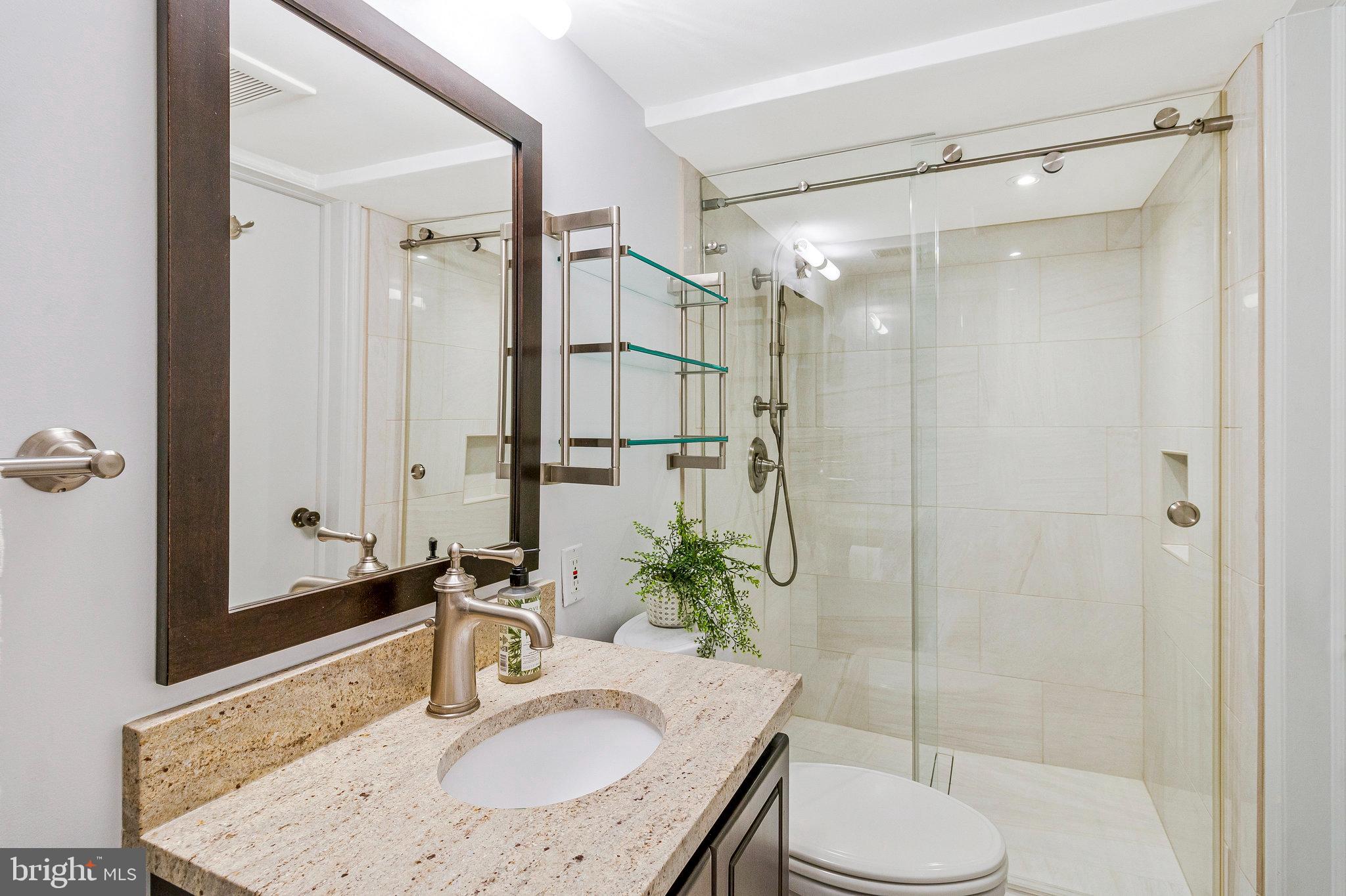 7123 PARK TERRACE DRIVE