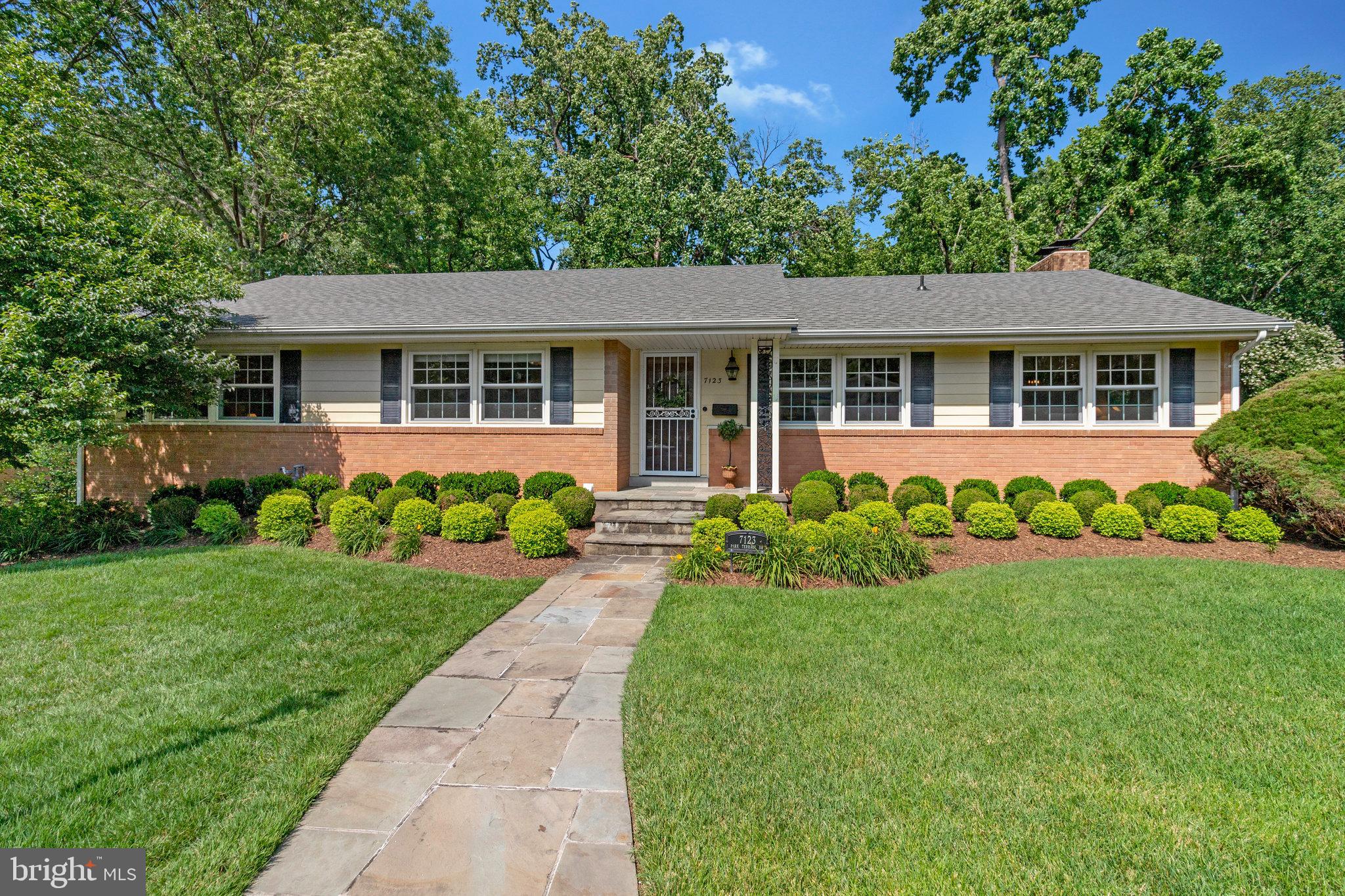 7123 PARK TERRACE DRIVE