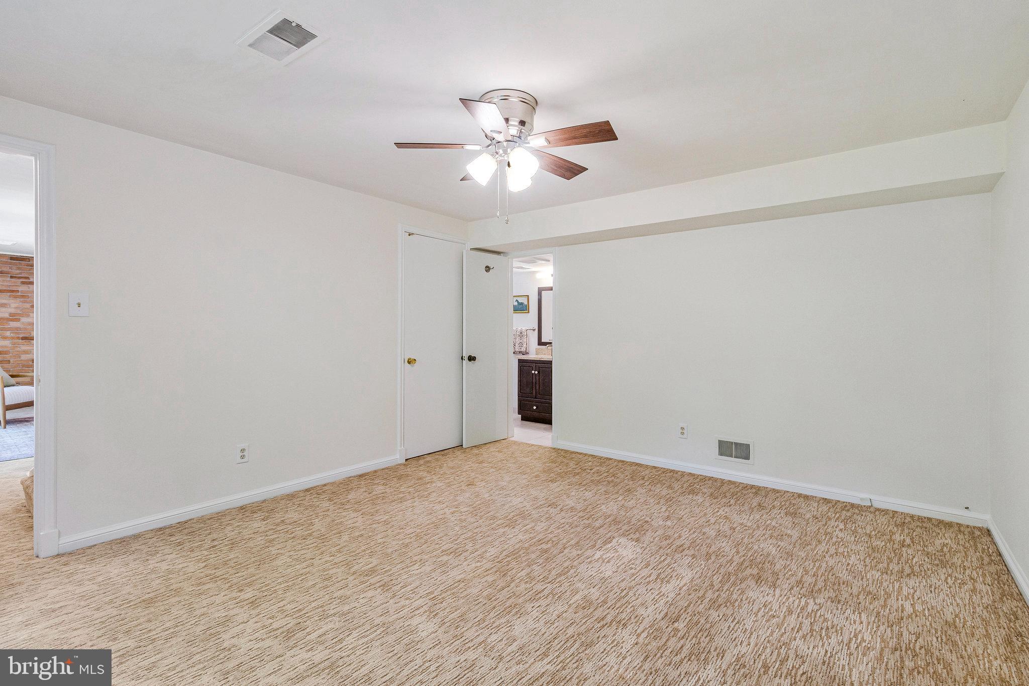 7123 PARK TERRACE DRIVE