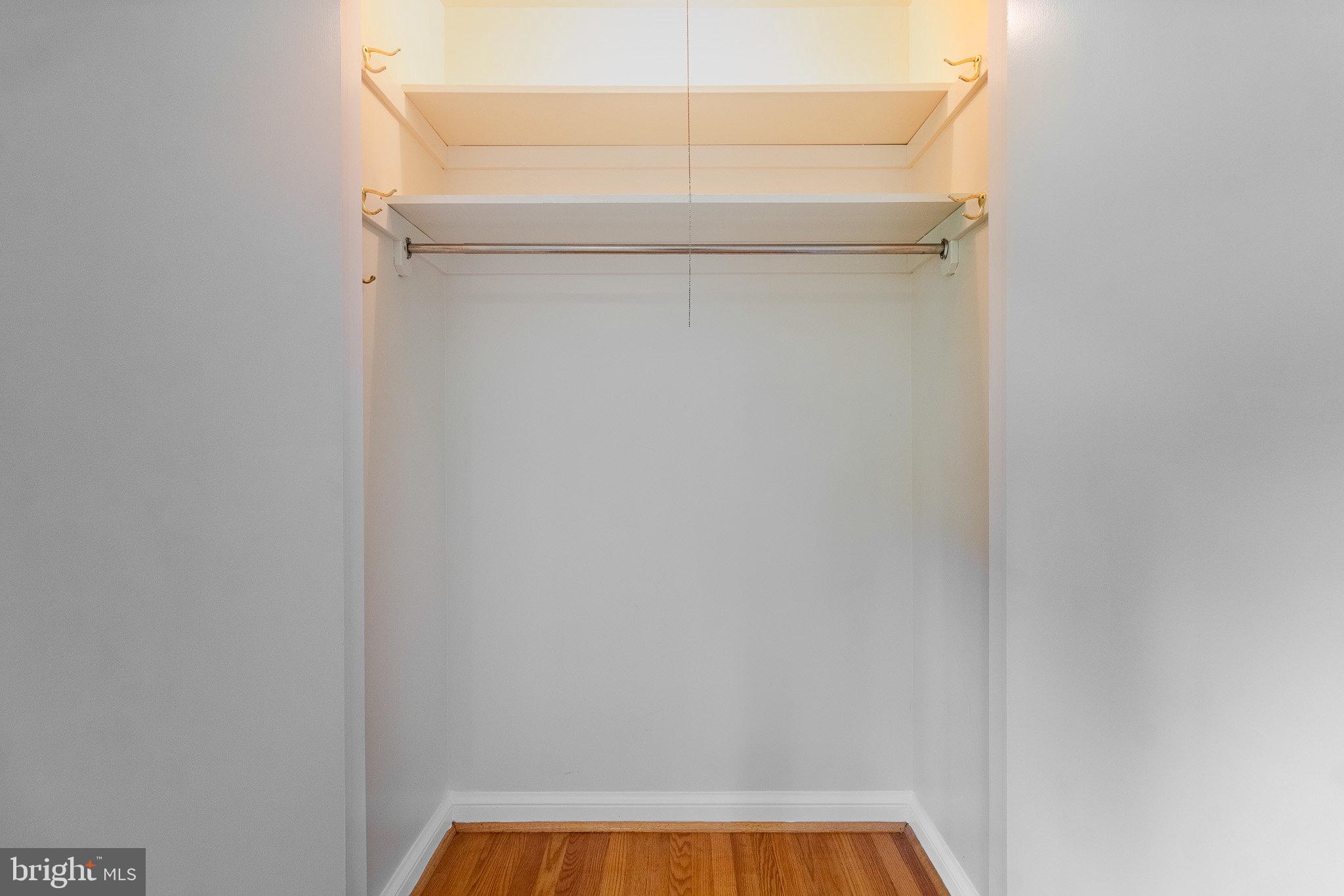 7123 PARK TERRACE DRIVE