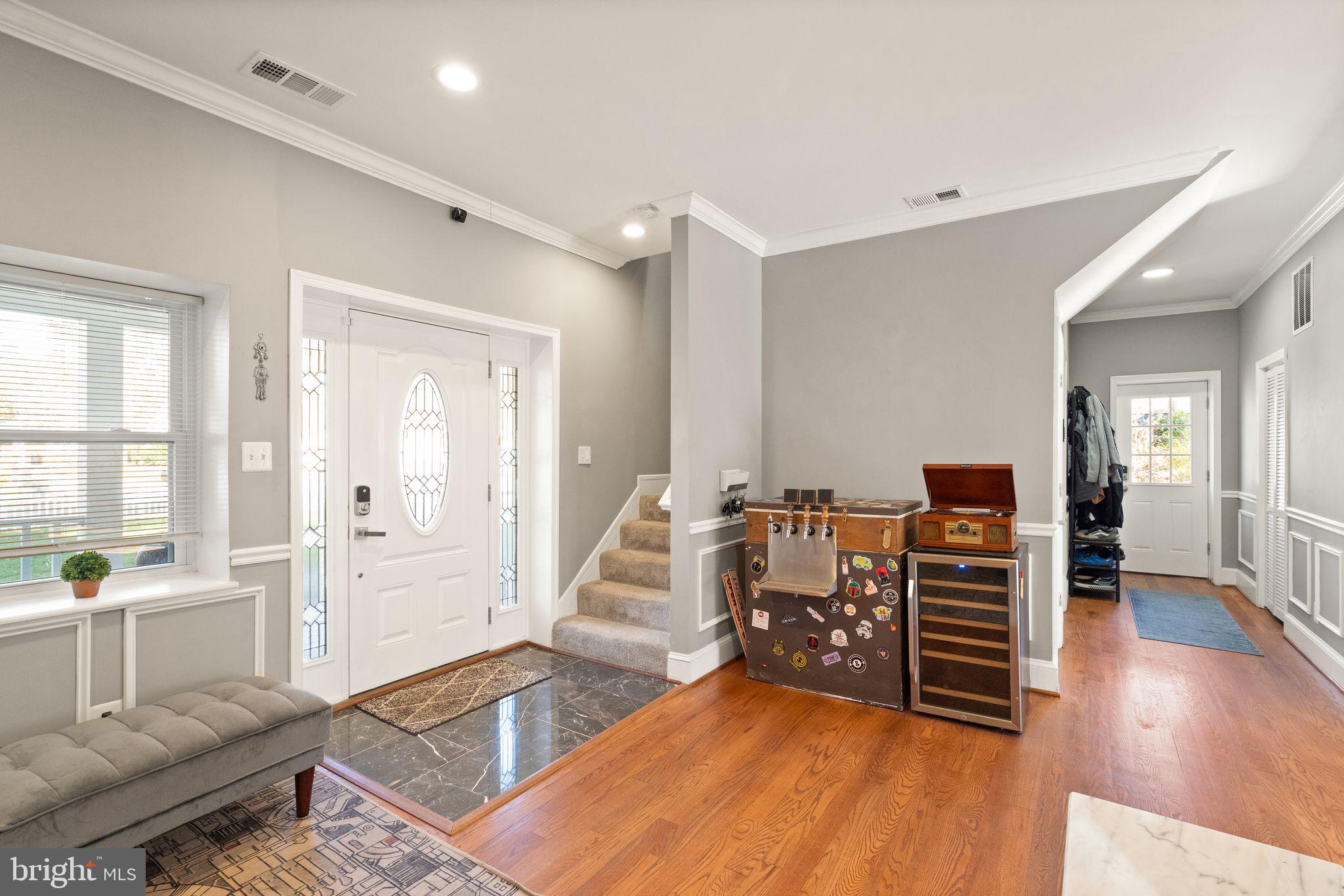 2813 WOODLAWN TRAIL