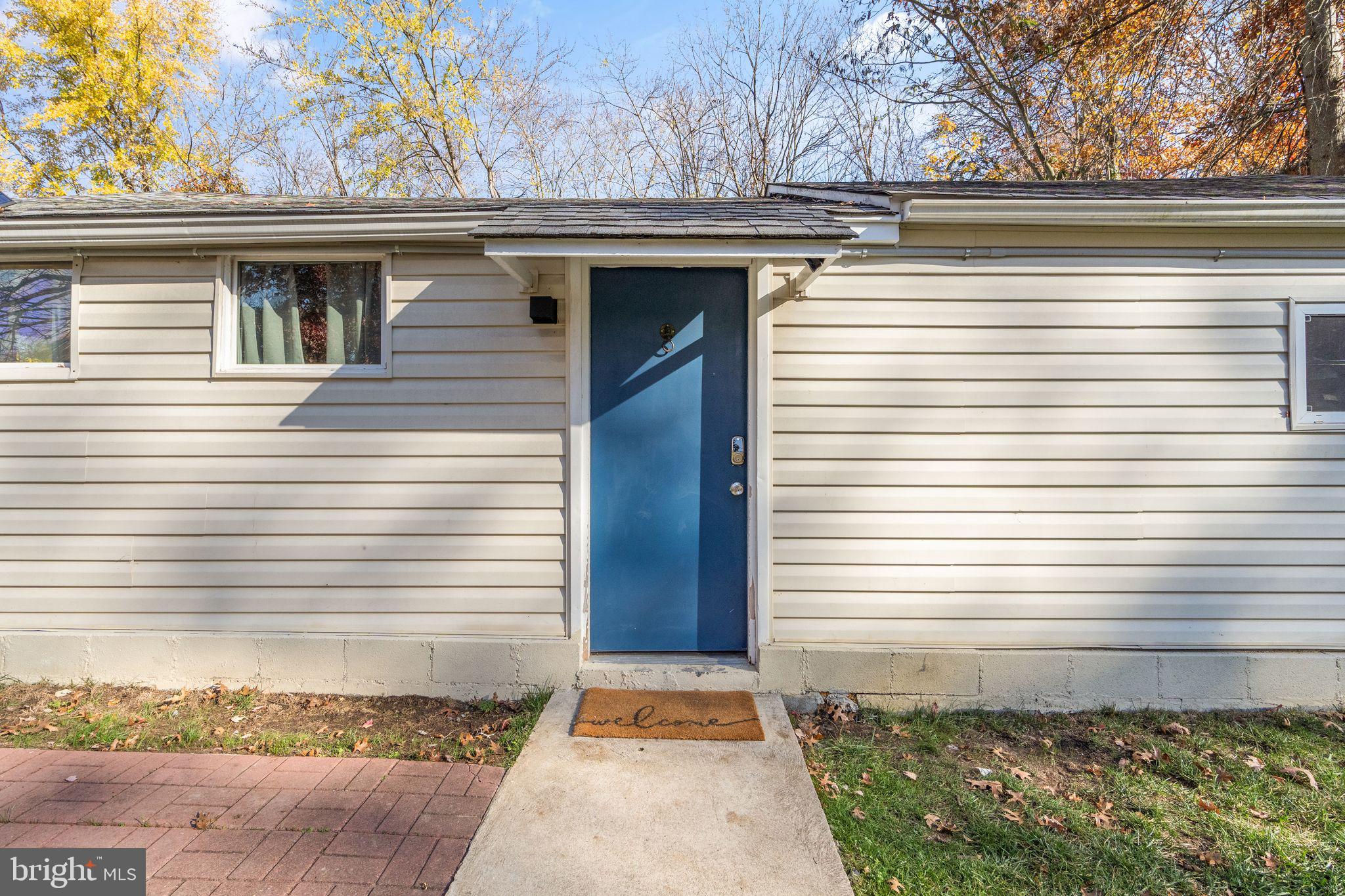 2813 WOODLAWN TRAIL