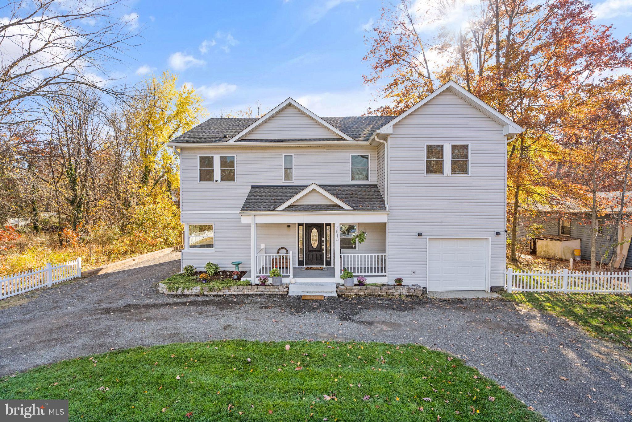 2813 WOODLAWN TRAIL