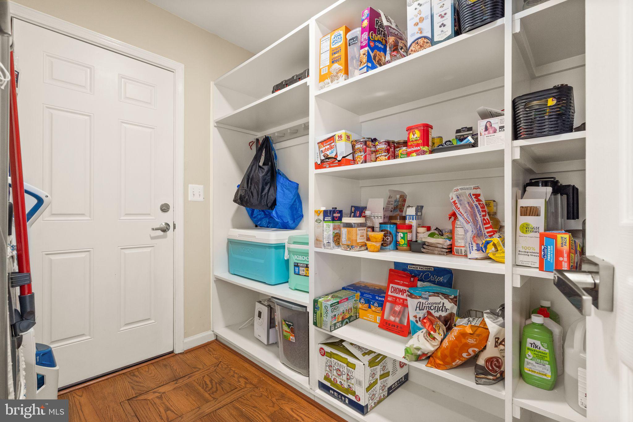 2813 WOODLAWN TRAIL