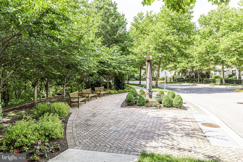12160 ABINGTON HALL PLACE 303