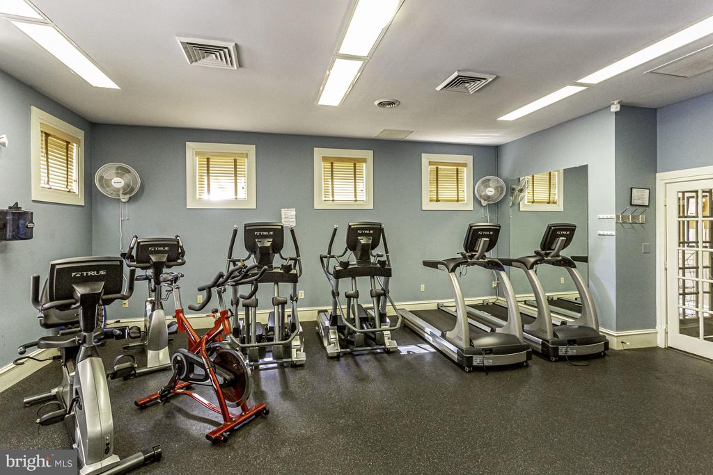 12160 ABINGTON HALL PLACE 303