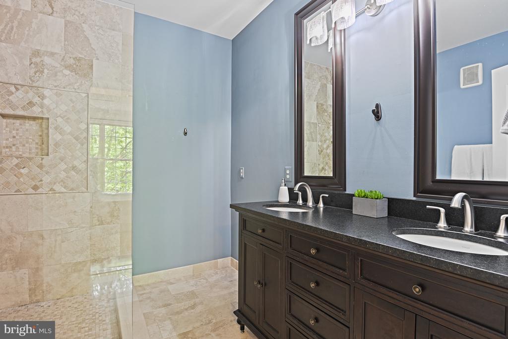 12160 ABINGTON HALL PLACE 303