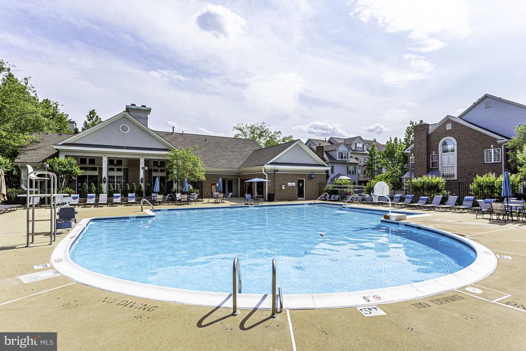 12160 ABINGTON HALL PLACE 303