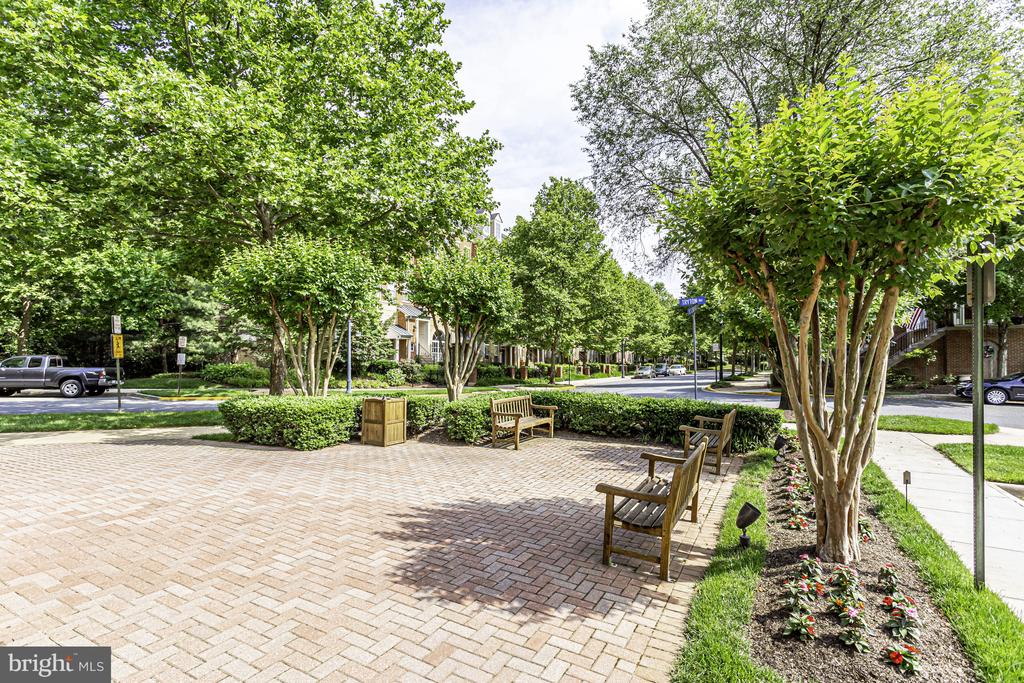 12160 ABINGTON HALL PLACE 303