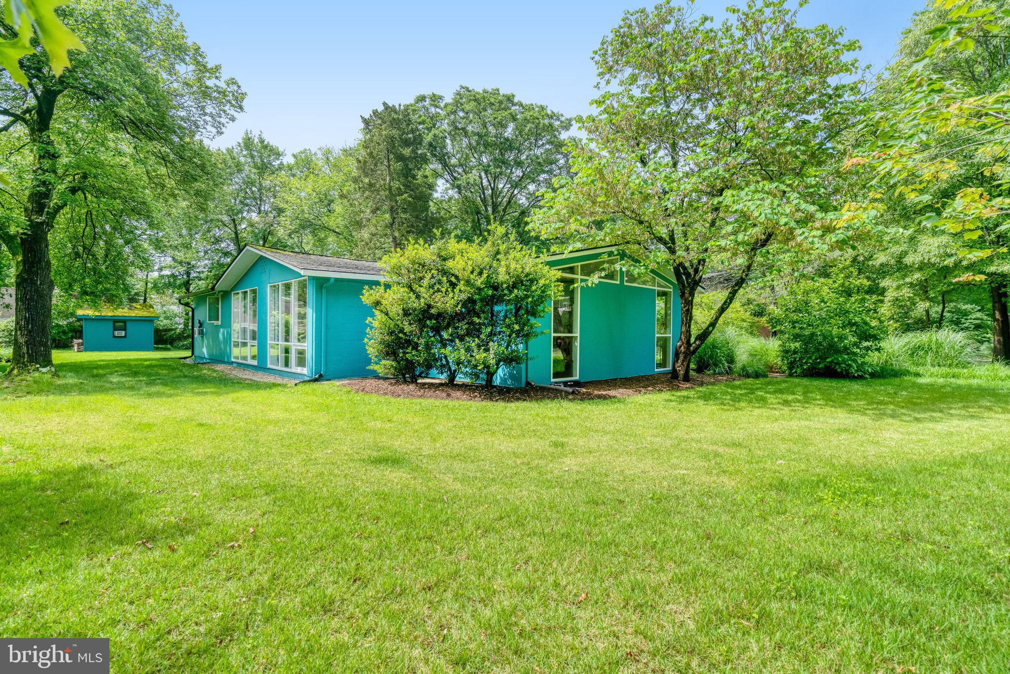 1937 MARTHAS ROAD