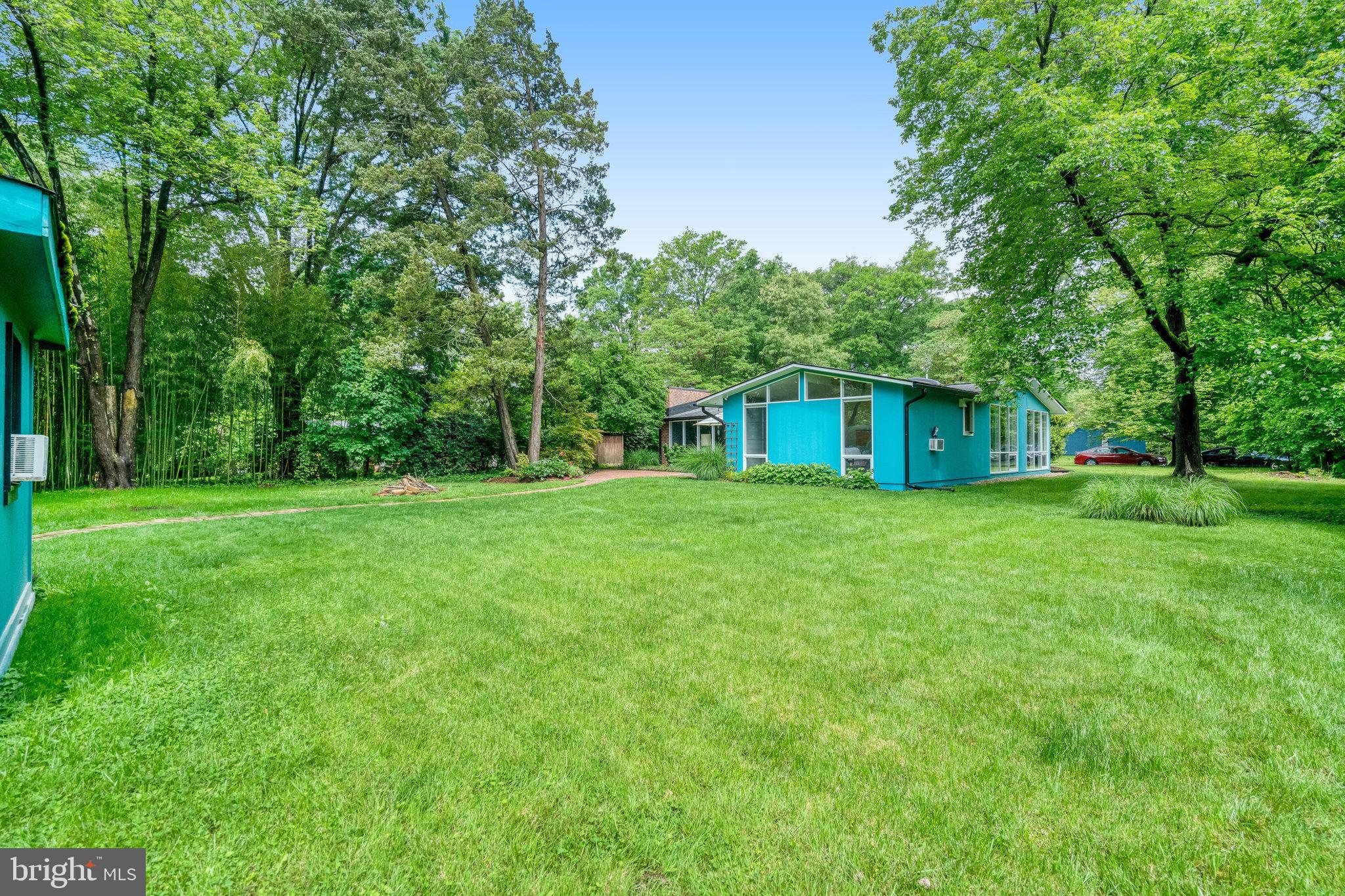 1937 MARTHAS ROAD