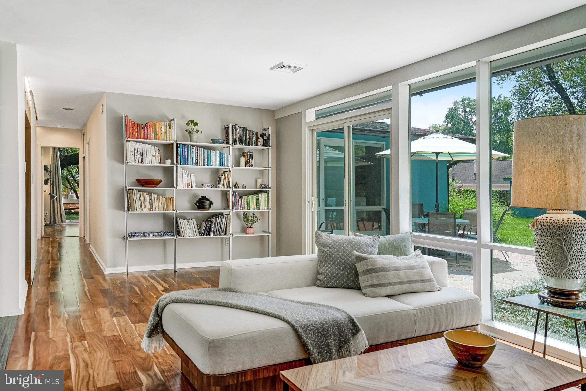 1937 MARTHAS ROAD