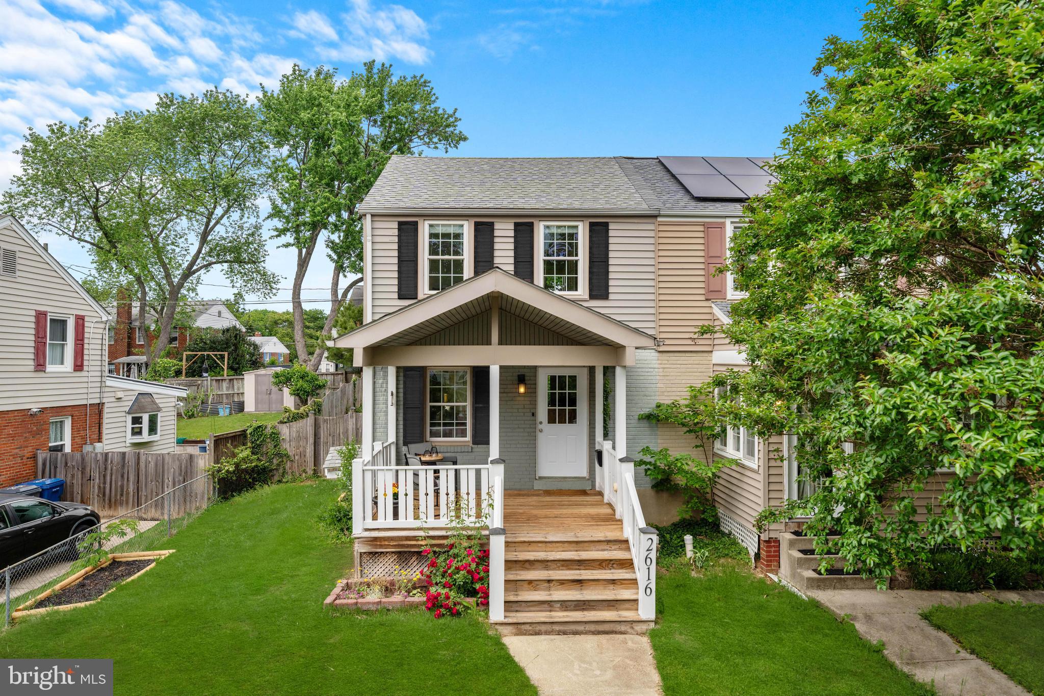 2616 FARMINGTON DRIVE