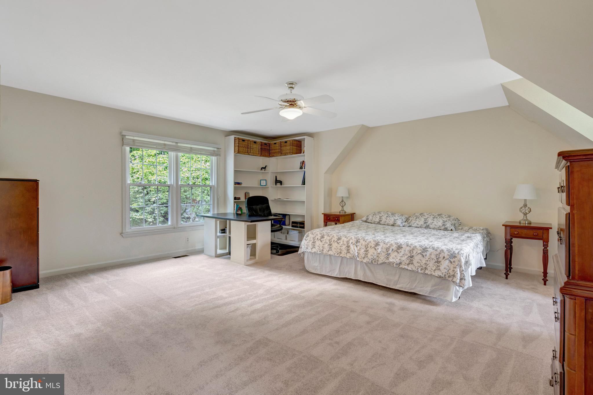 7110 PARK POINT COURT