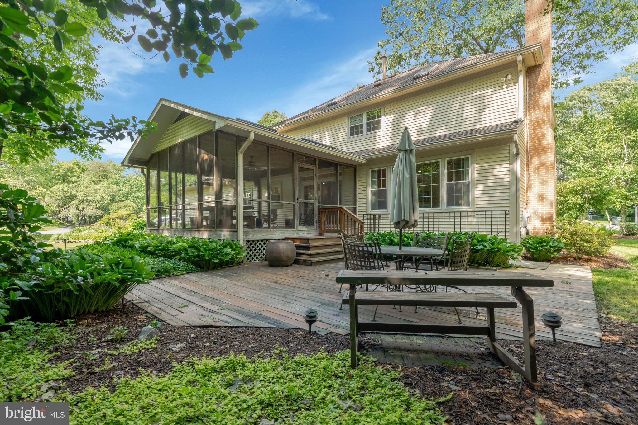 7110 PARK POINT COURT